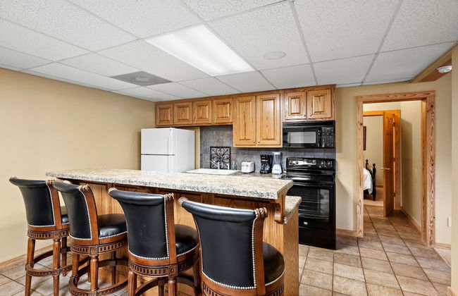 Lakeside Lodge by Avantstay Hot Tub Dock - Foto 33