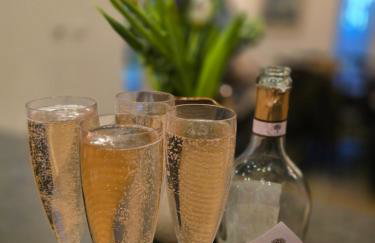 Stunning Barn with Hot Tub on a Secluded Farm - Foto 27