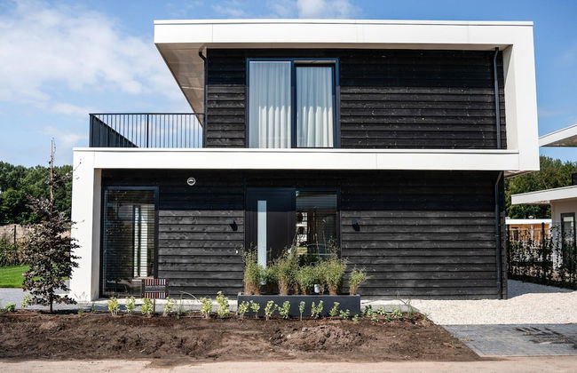 Water Villa With Garden and Jetty Near Harderwijk - Photo 32