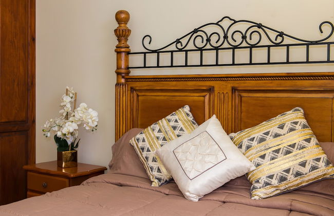 Kinsgton Modern Duplex Apartment with Pool - Foto 7