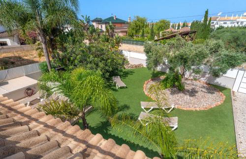 Villa Ruana - 5 bedrooms on Suite- Free out door Hot Jacuzzi - By Bedzy - Foto 13