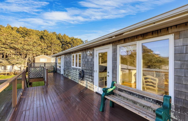 Pacific Breeze Ocean Views, Steps to Cannon Beach, Airy Coastal Retreat - Foto 32