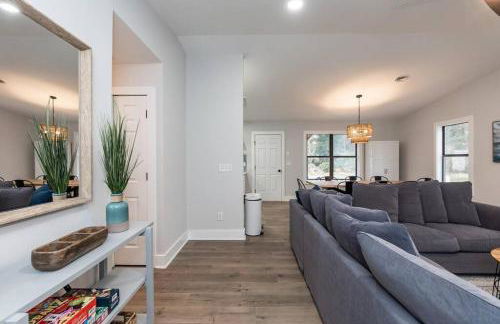 Island Joy - Newly Renovated/Walk to the Beach! - Foto 38