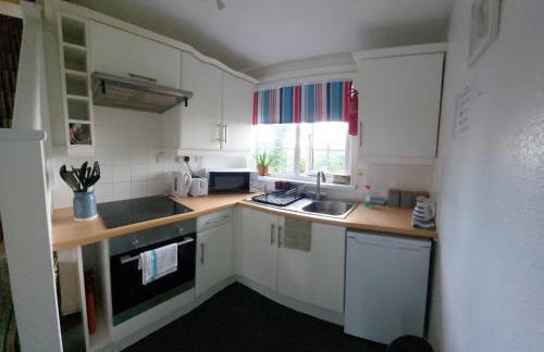 3.9. Tudor Court - Foto 6