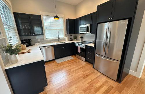 Brand New Construction! 3 Unit5 Bed Property - Foto 49