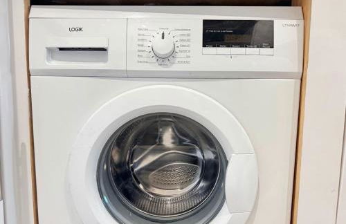 Coastal 2 Bathroom Apartment, Free Parking - Foto 12