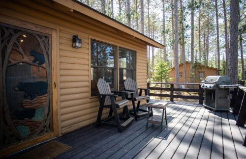 Cozy 3 Bedroom House - Prime Location - Birch Lake - Parking - CB06 - Foto 5