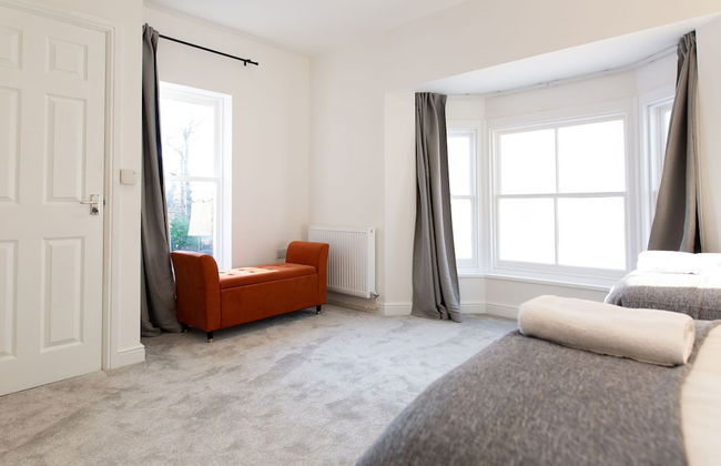 Central Flats in Cardiff with Parking - Foto 12