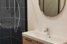 Cœur de ville, spacieux appartement rez de jardin - Photo 3