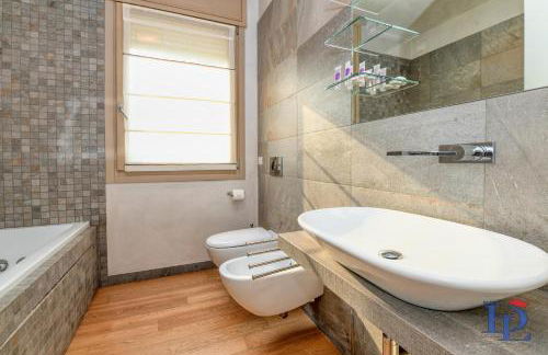 Oscar Luxury Suite DesenzanoLoft Official Partner Homes & Villas by Marriott Bonvoy - Foto 37