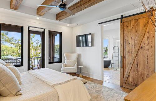 Luxe Lake Martin Home Pool Hot Tub Boat Dock - Foto 23