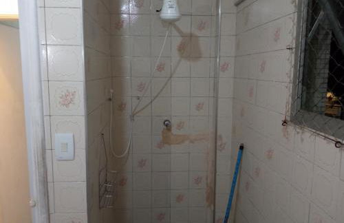 Apto frente ao mar, ar cond. frio e Wi-Fi - Foto 25