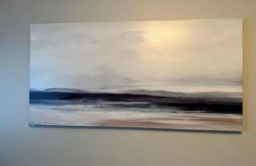 Two bedroom apt with desk washer dryer & pool - Foto 9