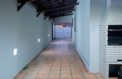 Casa Temporada Ubatuba perto da praia, check-in e out flexíveis com 5 vagas na garagem, wifi, churrasqueira - Foto 16