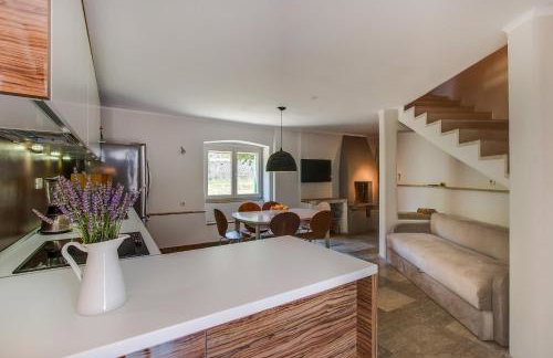 Lovely 15th Century Apartment in Osor - Foto 46