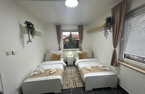 Exklusiv Hamburg Stadtrand-Villa mit Garten - Foto 16