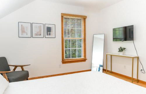 4 Beds ,King Bed, Tvs, Kids essentials, office, Grill, Crib, in Bond park ,PNC Arena - Foto 19