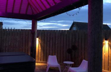 Lincoln Holiday Retreat Lodge with Private Hot Tub - Foto 52