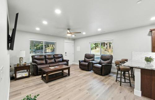 The White House Coveted Triplex Near Lake - Foto 2