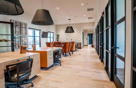 Landing Incredible 1BD Gym Pool - Foto 13