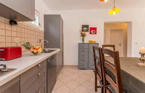 Awesome Home In Polaca With Kitchen - Foto 24