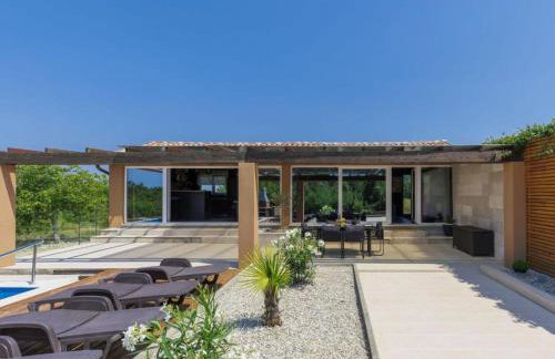 Villa Lady Di, a private pool haven near Labin - Foto 6