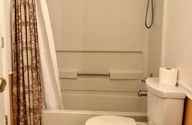 Charming Town House in Fantastic Gaithersburg - Foto 24