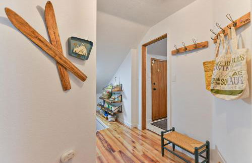 Huvila Haven Lake Front Home with Dock and Hot Tub - Foto 30