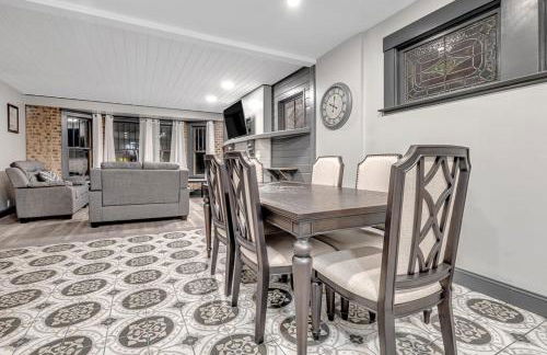 Renovated 6BR 2BA Minutes from Falls and Casino - Photo 5