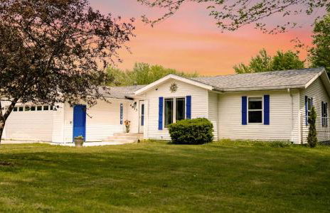 Kevins Place near PawPaw Lake - Foto 1