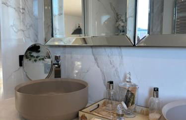 Beautiful apartment terrace Invalides and fireplace - Foto 27