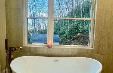 Creek side Mountain Perfect for Families ,We are just 5 to 7 minutes from the entrance of Pisgah Forest, where you ll find many rivers and waterfalls - Foto 51