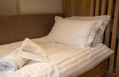 Ioannina Amazing Deluxe Apartment - Photo 40