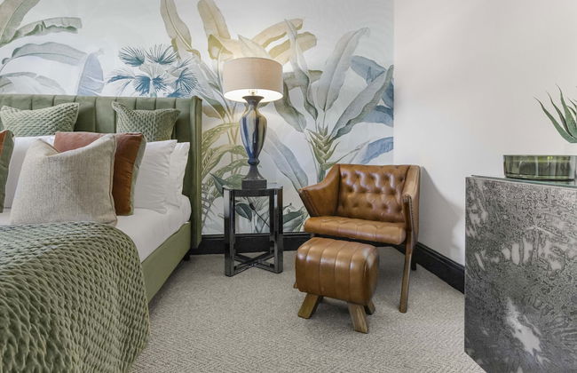 Coach House - Photo 24