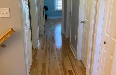 3BR Downtown with Private Garage-Walk to Mass Ave-Family Friendly - Foto 23