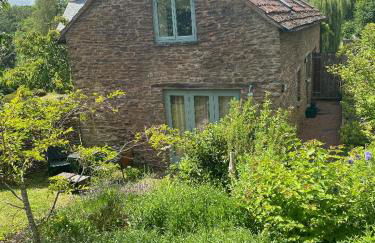 Little Llanvolda - Photo 4