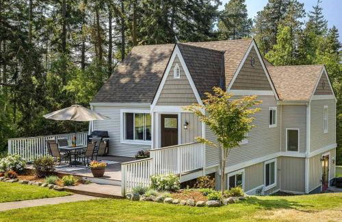 Secluded 4BR Nestled in Woods-Hot Tub/Dog Friendly - Foto 1