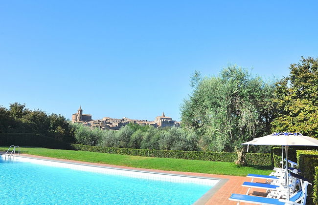 Villa Montecasciano - 8 Sleeps Private Garden - Foto 10