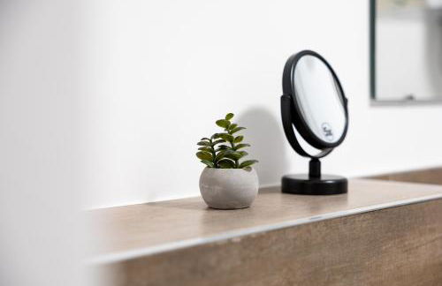 Apartments am Neuen Theater - Parkplatz nach Verfügbarkeit - Altstadt - Küche - Wifi - Powered by Ko-Living - Foto 68