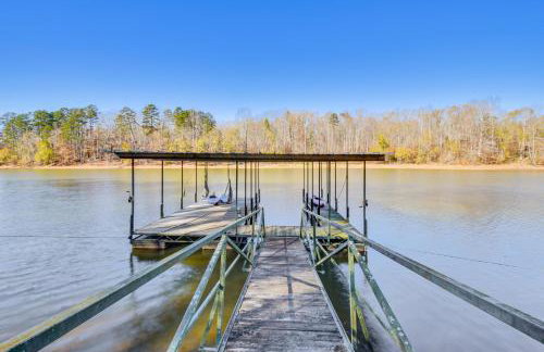 Lakefront Gem with Games in Westminster! - Foto 29