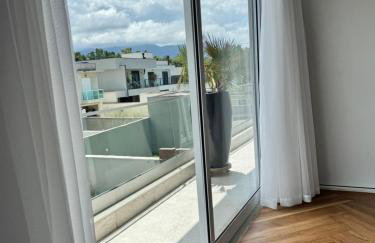 Casa de Luxo com Enxoval Completo, 4 Quartos, Área Gourmet, Piscina, Academia, Quadra Particular, Lago e Vista Privilegiada - Photo 61