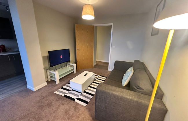 Adelphi Wharf Apartments by Beehosting - Photo 39