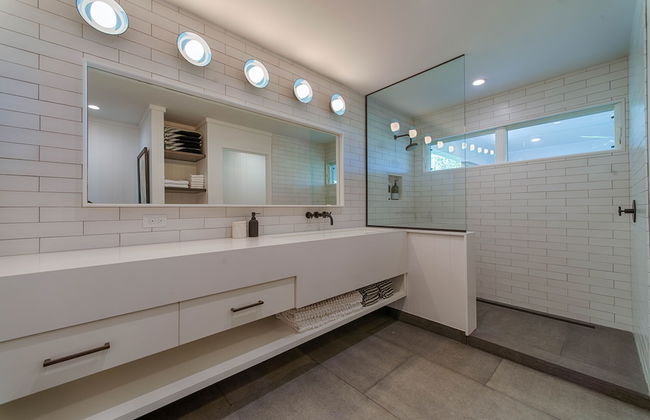 Hanalei Beach House 5 Bedroom Home by RedAwning - Photo 31