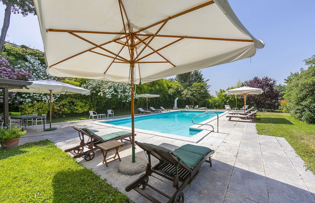 Alberta's Liberty House With Pool - Photo 23