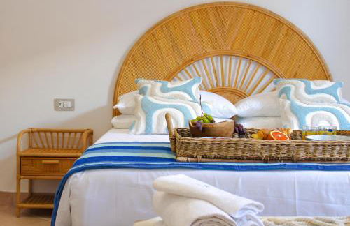 LIGEA APARTMENT - Bright Mediterranean Home with Bali-Inspired Touches - Central Anzio near Sea, Train and Bus Station - Foto 3