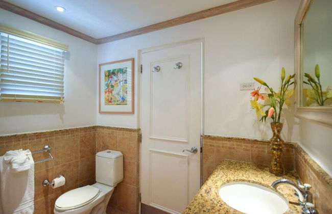 Modern 2-bed Apt Near Beach In St. Lawrence Gap 2 Bedroom Apts by Bluescape - Foto 37