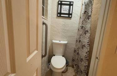 Pvt ROOM in Shared home Near Beach - Foto 6