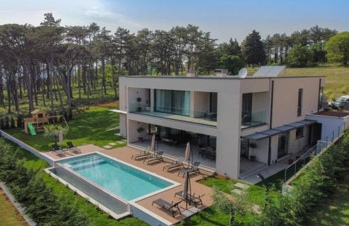 Villa Valpinia Luxury Villa in a Quiet Location with Pool, Sauna, Jacuzzi and Large Garden - Foto 2