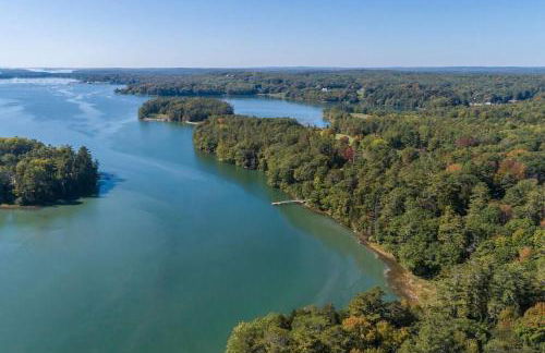 Waterfront, Newly Built, Spacious Apartment! - Foto 7