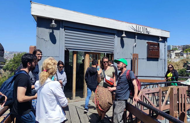 Free Tour of Valparaíso's Funiculars & Promenades - Photo 1